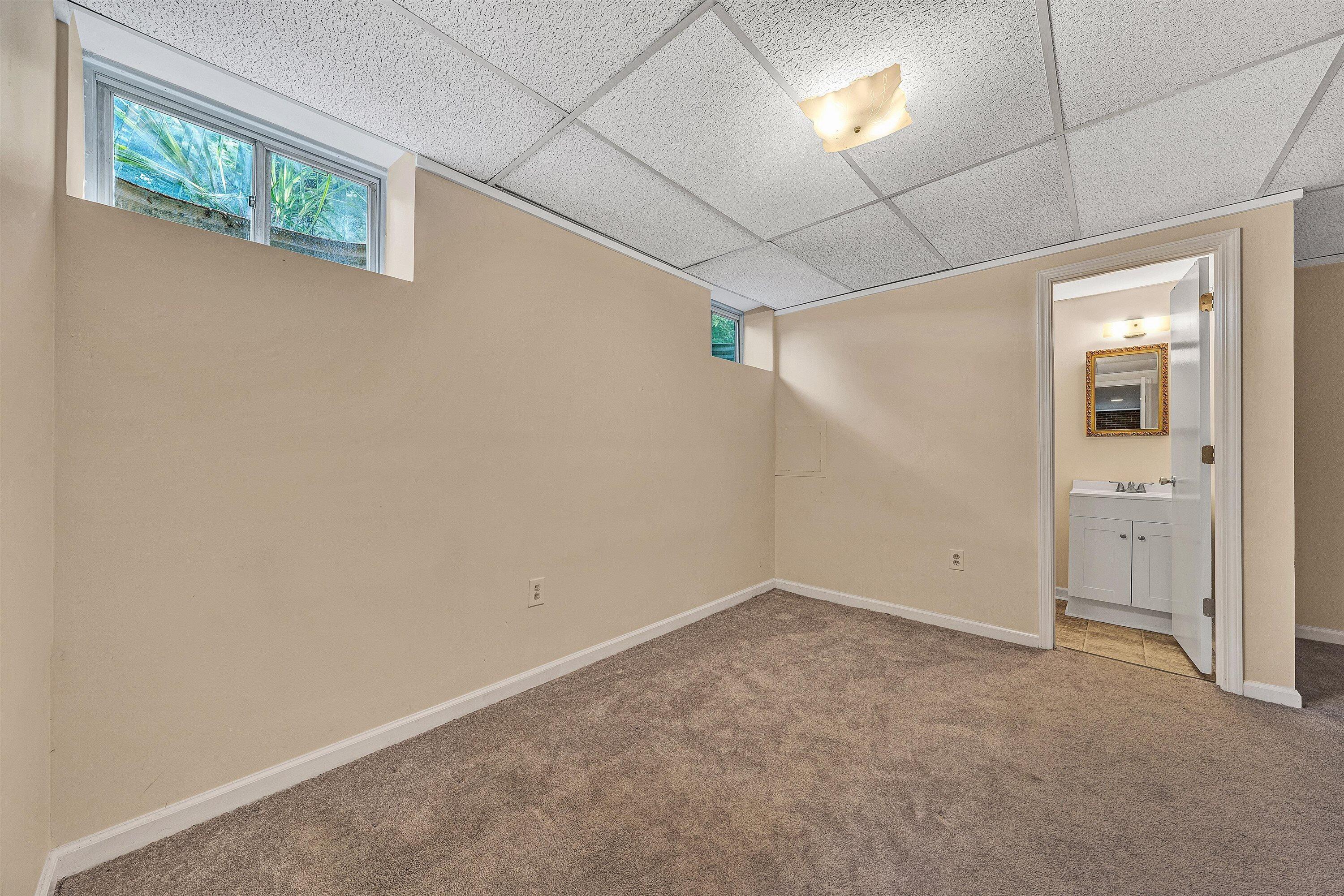423 Highfield Road Salem, VA 24153 - Photo 30 of 45 26-DSC08920