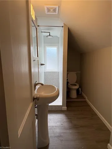 $2,500 | 1100 Glenwood Avenue, Greensboro, NC 27403