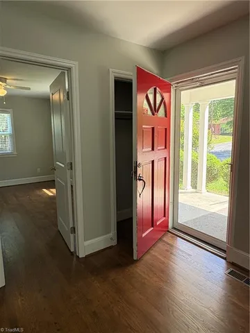 $2,500 | 1100 Glenwood Avenue, Greensboro, NC 27403