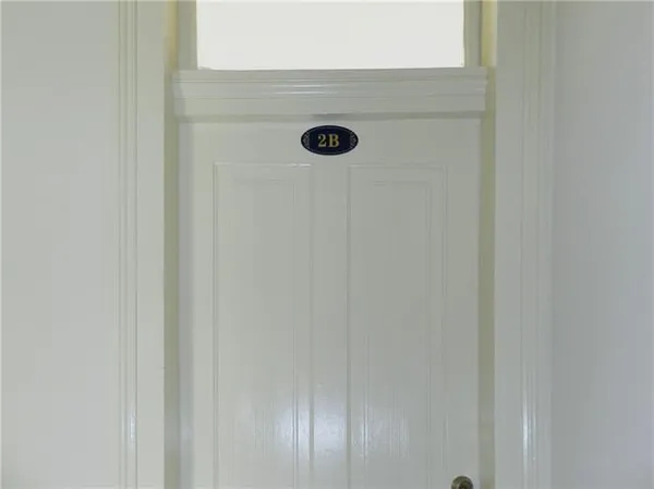$1,200 | 1224 Marengo Street, Unit 2B, New Orleans, LA 70115
