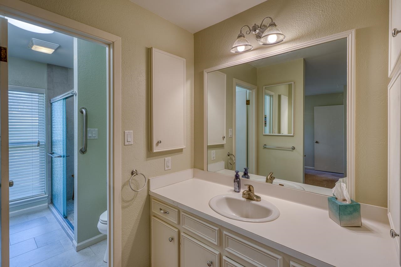 101 West Bluebonnet Road Horseshoe Bay, TX 78657 - Photo 11 of 23