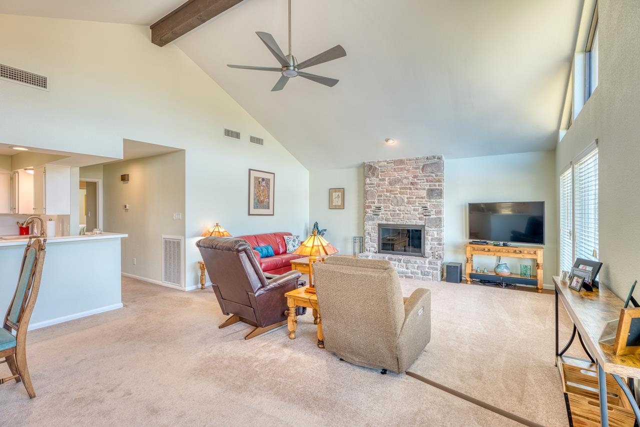 101 West Bluebonnet Road Horseshoe Bay, TX 78657 - Photo 3 of 23