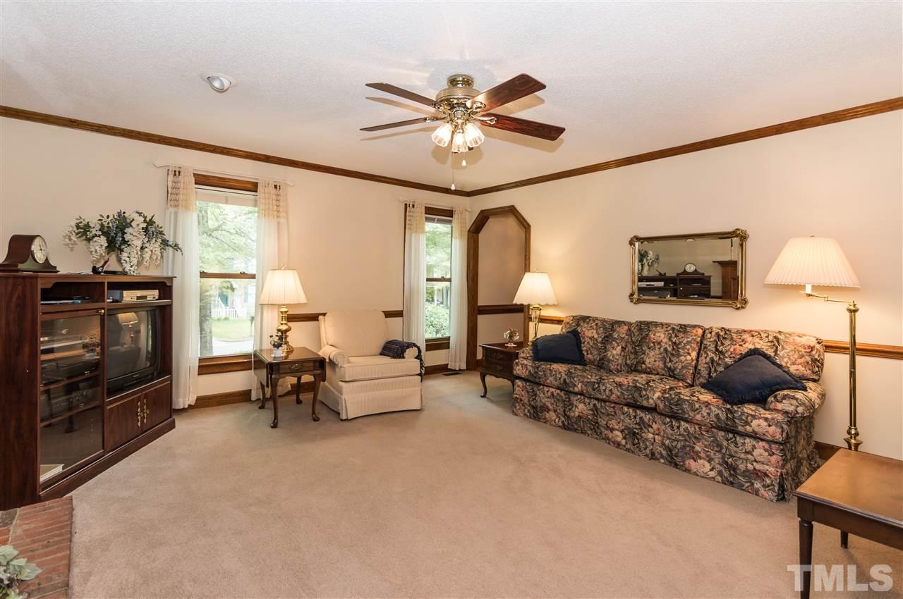 105 Canterfield Road Cary, NC 27513 - Photo 4 of 25 Gallery Image 4