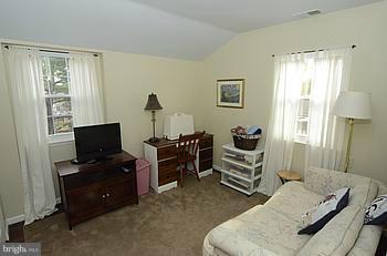 1435 Adamsview Road Baltimore, MD 21228 - Photo 15 of 23 Bedroom
