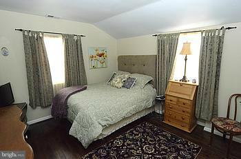 1435 Adamsview Road Baltimore, MD 21228 - Photo 18 of 23 Bedroom