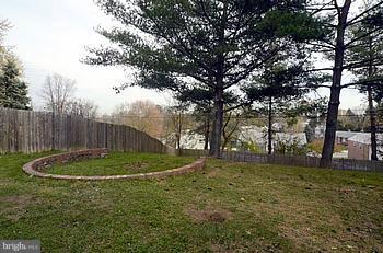 1435 Adamsview Road Baltimore, MD 21228 - Photo 20 of 23 Exterior (Rear)