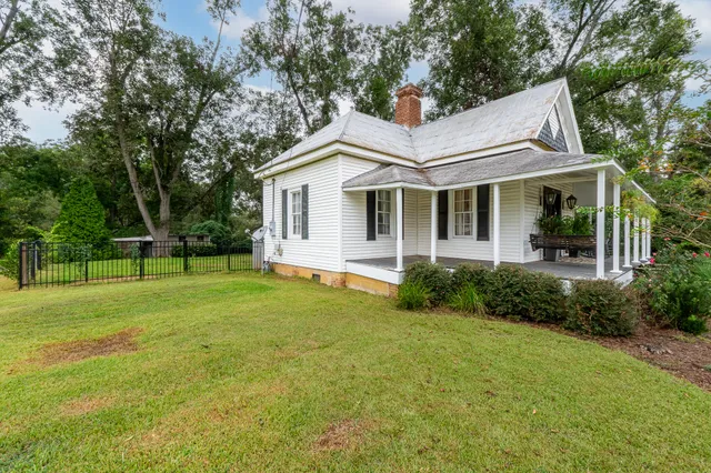 $285,000 | 414 Penn Street, Edgefield, SC 29824