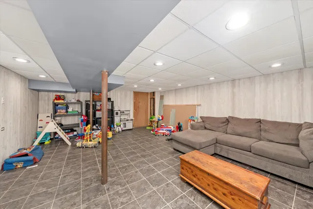 $339,900 | 9202 Birch Street, Orland Park, IL 60462