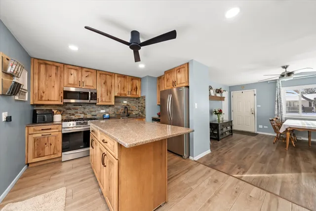 $339,900 | 9202 Birch Street, Orland Park, IL 60462