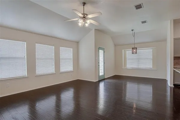 $2,000 | 931 Hunter Lane, Burleson, TX 76028