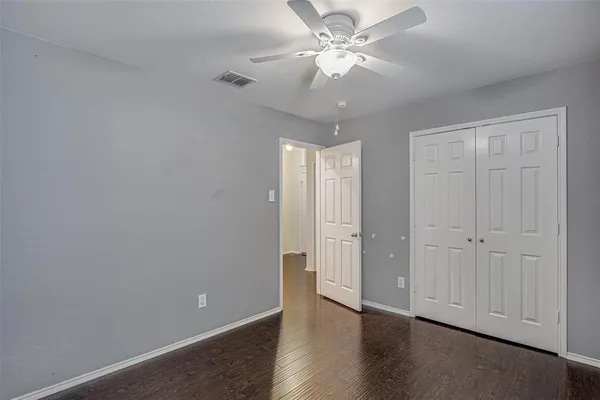 $2,000 | 931 Hunter Lane, Burleson, TX 76028