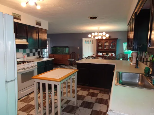 $269,900 | 2480 East State Road 38, New Castle, IN 47362