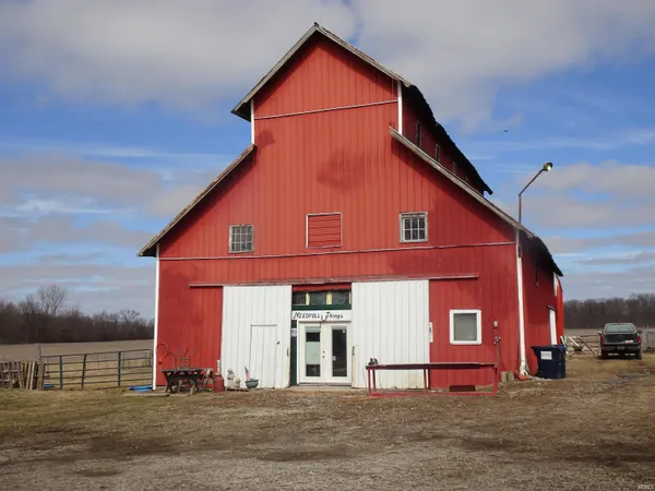 $269,900 | 2480 East State Road 38, New Castle, IN 47362