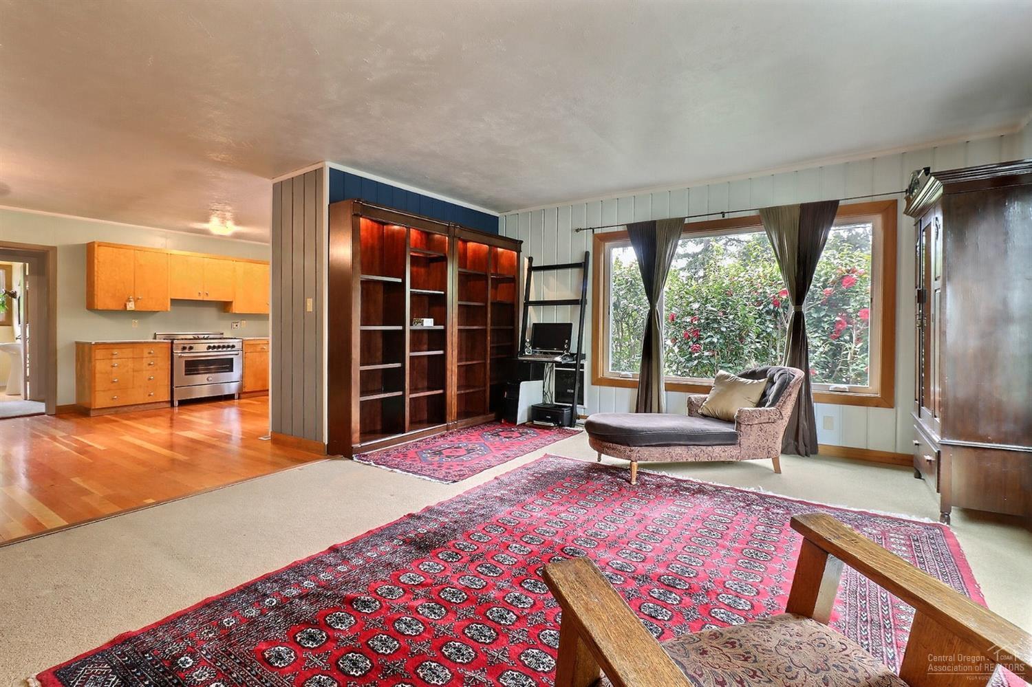 6700 Southwest Taylors Ferry Road Portland, OR 97223 - Photo 6 of 25 Additional Photo