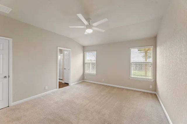 $1,850 | 582 Briggs Drive, New Braunfels, TX 78130