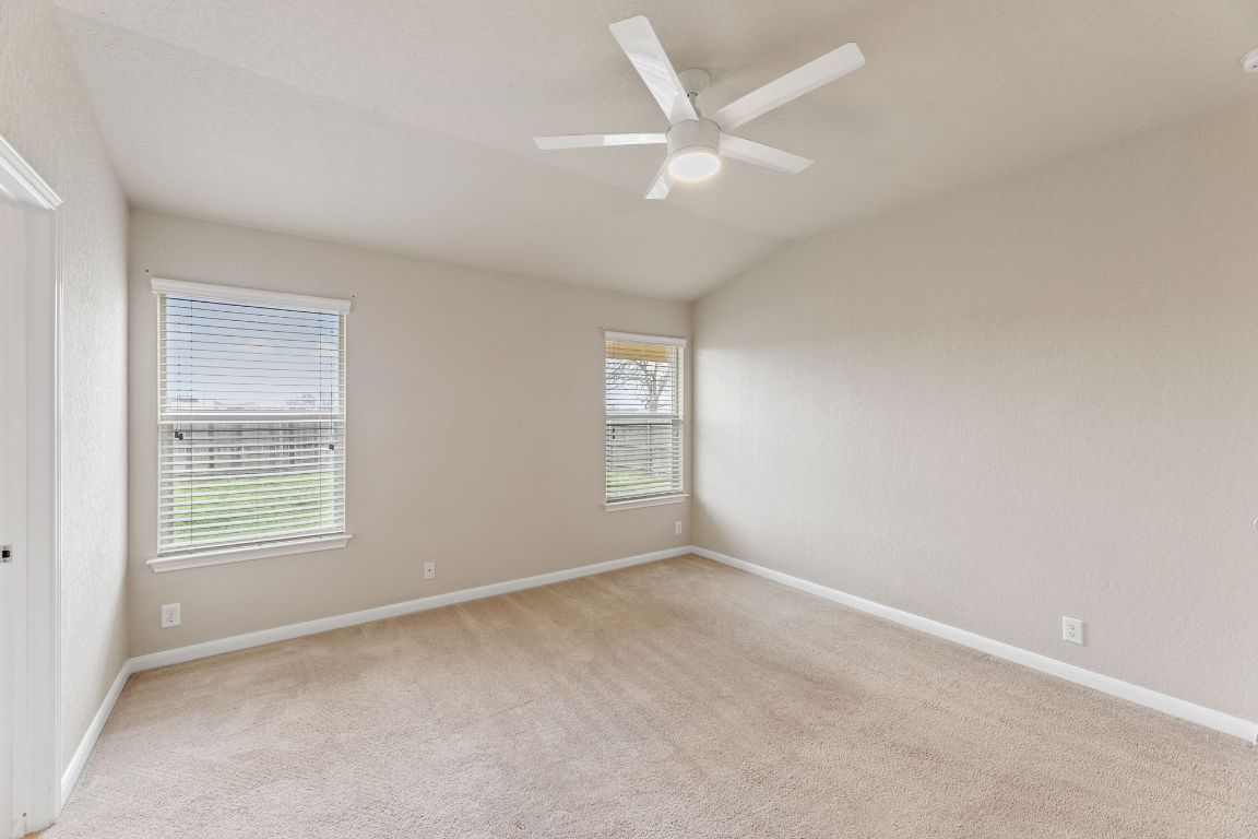 582 Briggs Drive New Braunfels, TX 78130 - Photo 19 of 32 an empty room with a window