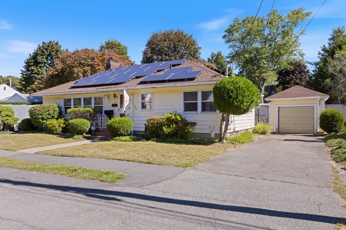 4 Oakhurst Road Beverly, MA 01915 - Photo 1 of 38 Gallery Image 1