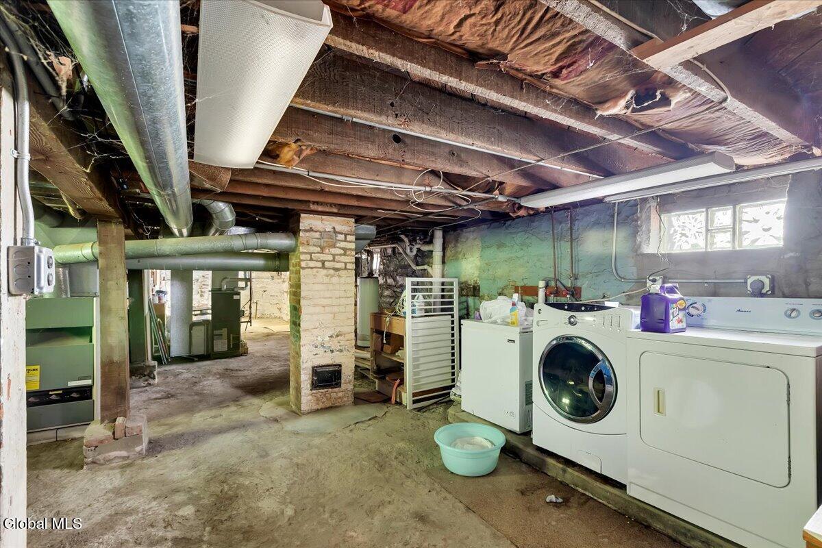 1831 Eastern Parkway Schenectady, NY 12309 - Photo 53 of 53 48-1831 Eastern Pkwy-53