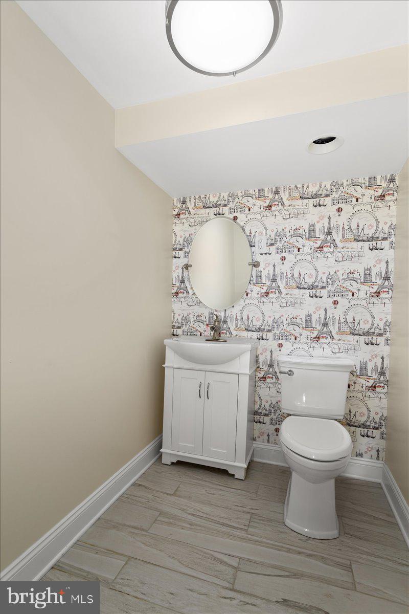 326 Brookhaven Road Brookhaven, PA 19015 - Photo 14 of 21 Basement half bath