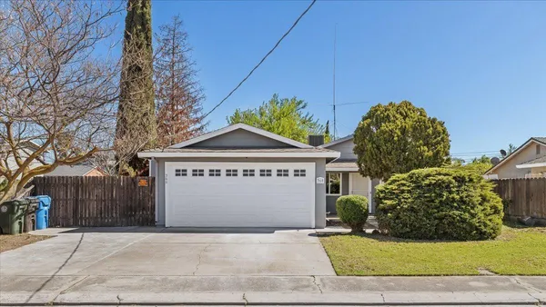 $429,900 | 360 Park Avenue, Manteca, CA 95337
