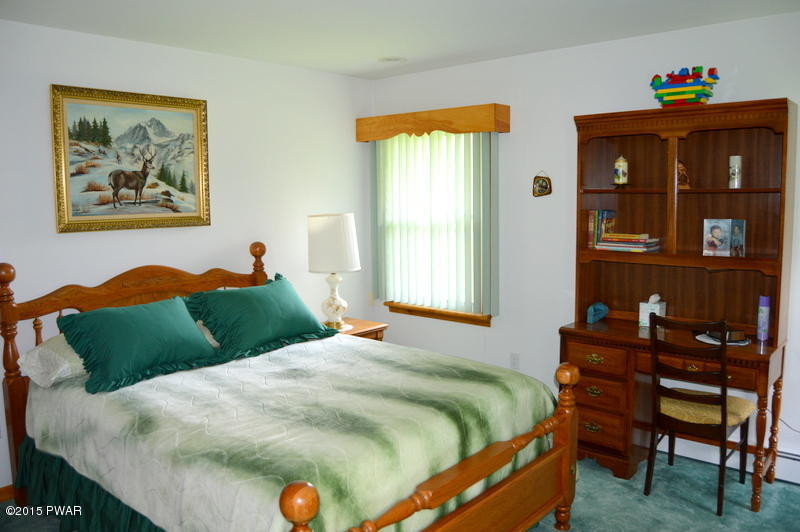 170 Long Ridge Road Hawley, PA 18428 - Photo 11 of 31