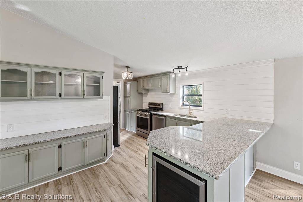 6692 Jones Road North Branch, MI 48461 - Photo 11 of 32