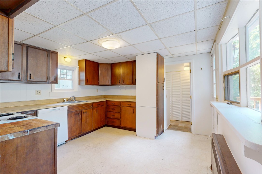 978 Kingstown Road South Kingstown, RI 02879 - Photo 6 of 35