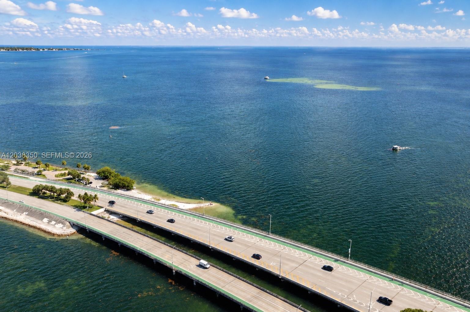 175 Southeast 25th Road, Unit 3103 Miami, FL 33129 - Photo 17 of 39