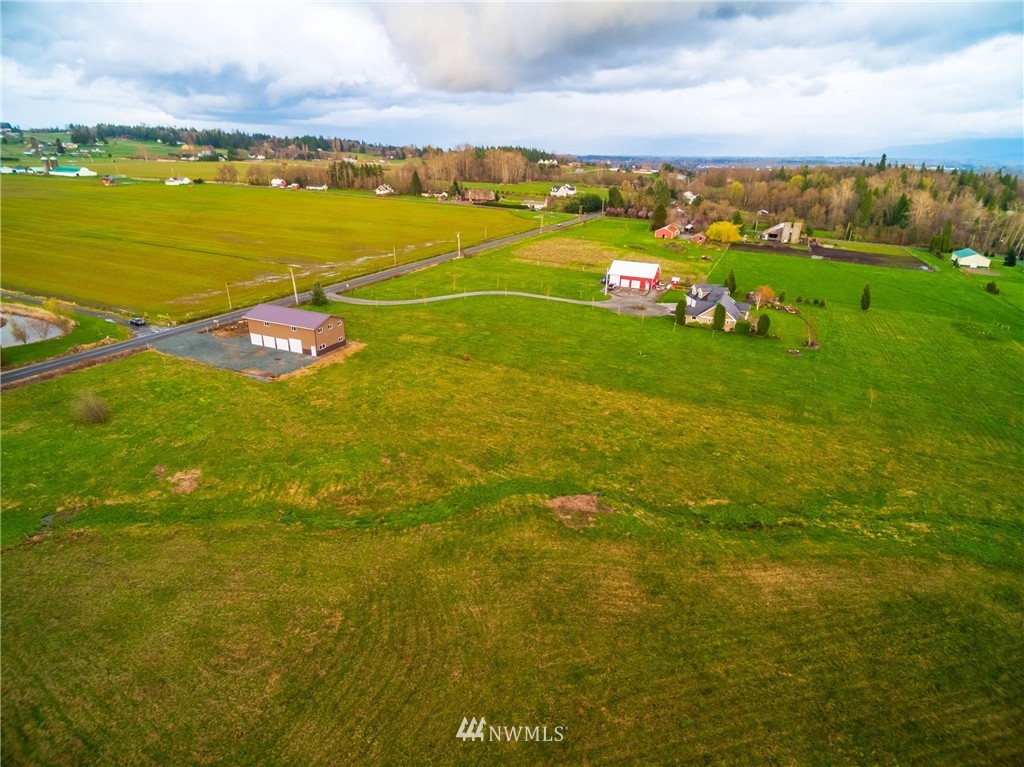 2989 Douglas Road Ferndale, WA 98248 - Photo 2 of 23 Gallery Image 2