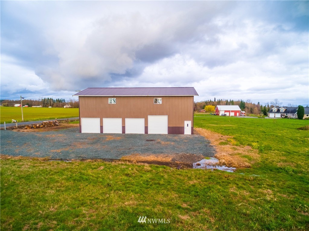 2989 Douglas Road Ferndale, WA 98248 - Photo 11 of 23 Gallery Image 11