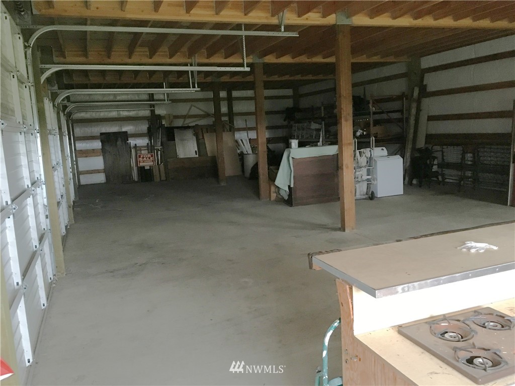 2989 Douglas Road Ferndale, WA 98248 - Photo 13 of 23 Gallery Image 13