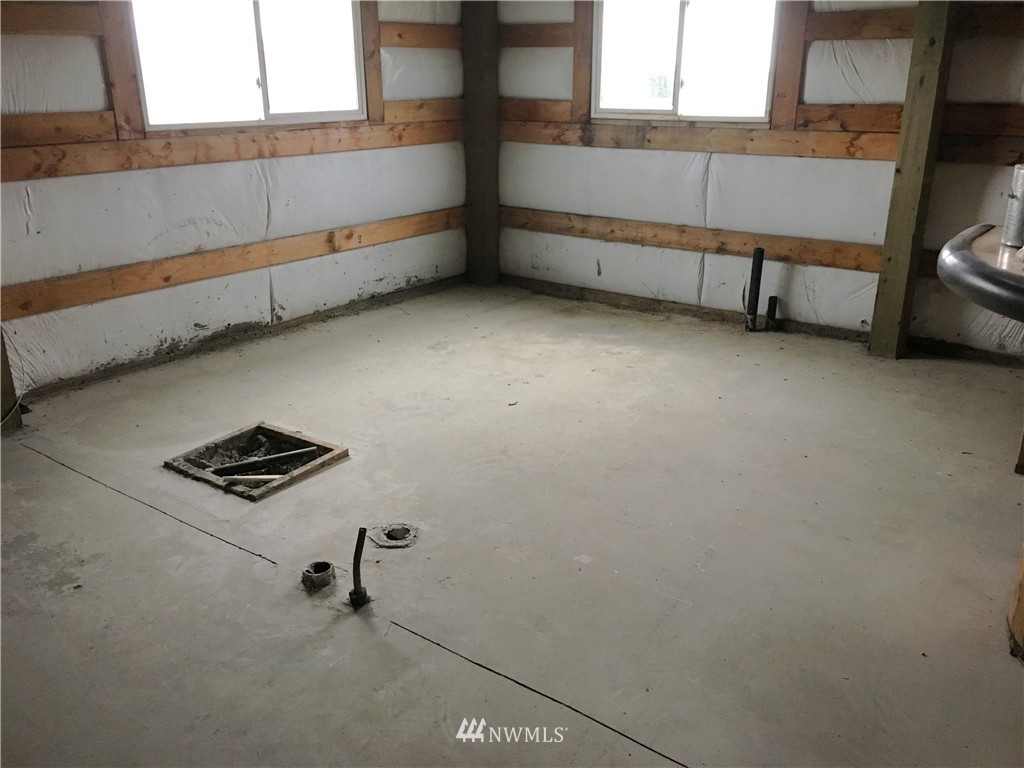 2989 Douglas Road Ferndale, WA 98248 - Photo 14 of 23 Gallery Image 14