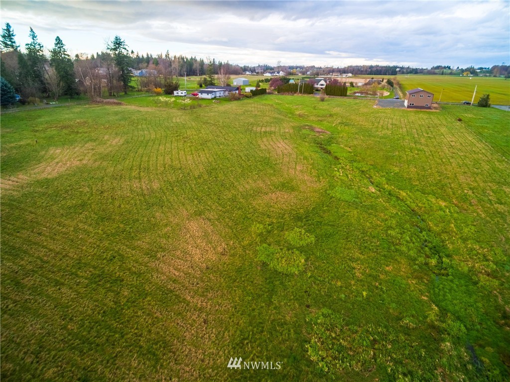 2989 Douglas Road Ferndale, WA 98248 - Photo 17 of 23 Gallery Image 17