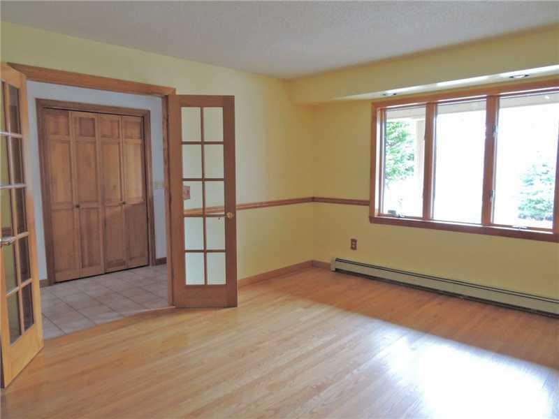 155 Ridgeview Drive Bangor, ME 04401 - Photo 14 of 34 Dining Room.