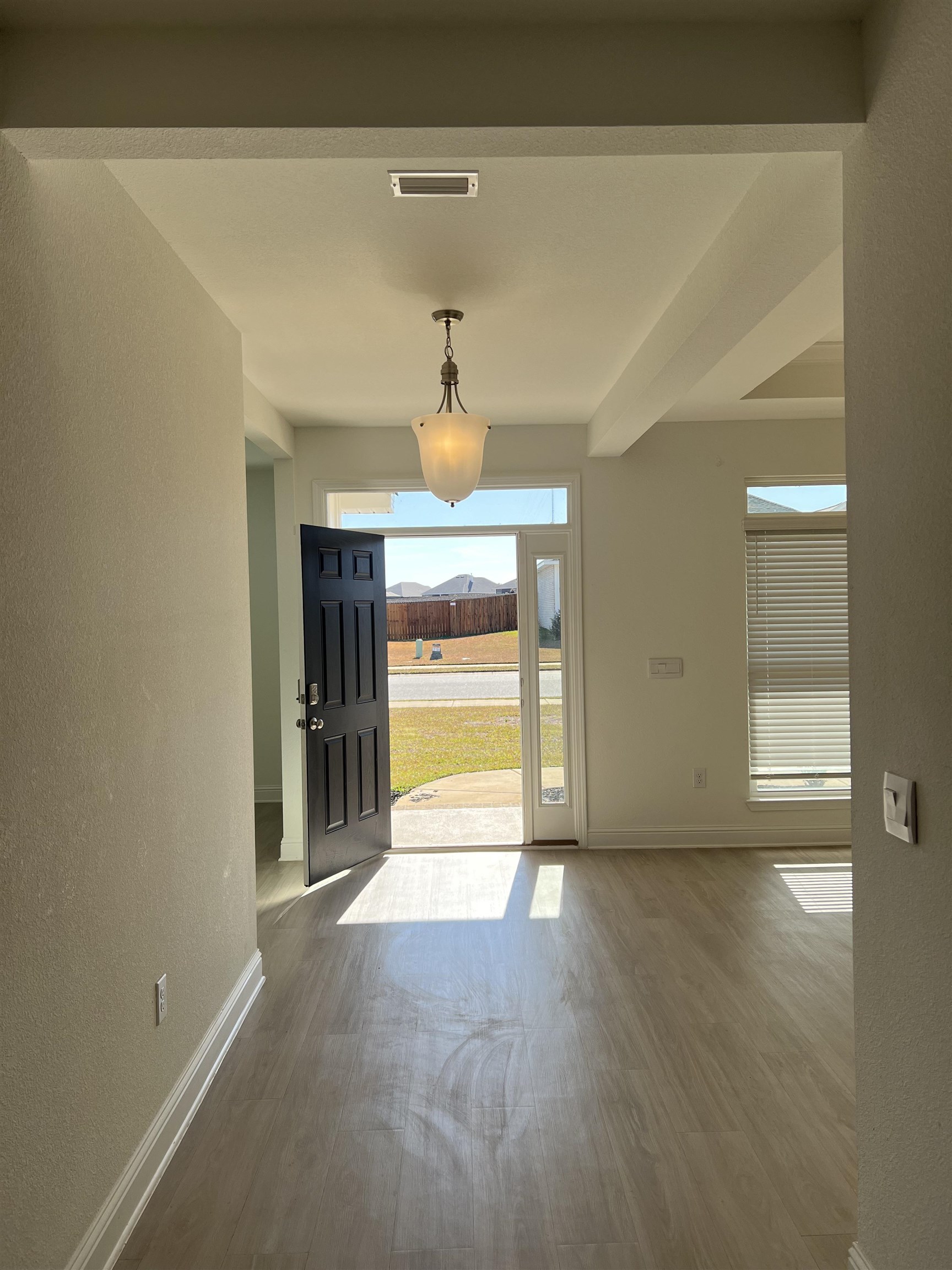 8855 Calverton Street Foley, AL 36535 - Photo 11 of 76 Entrance Foyer