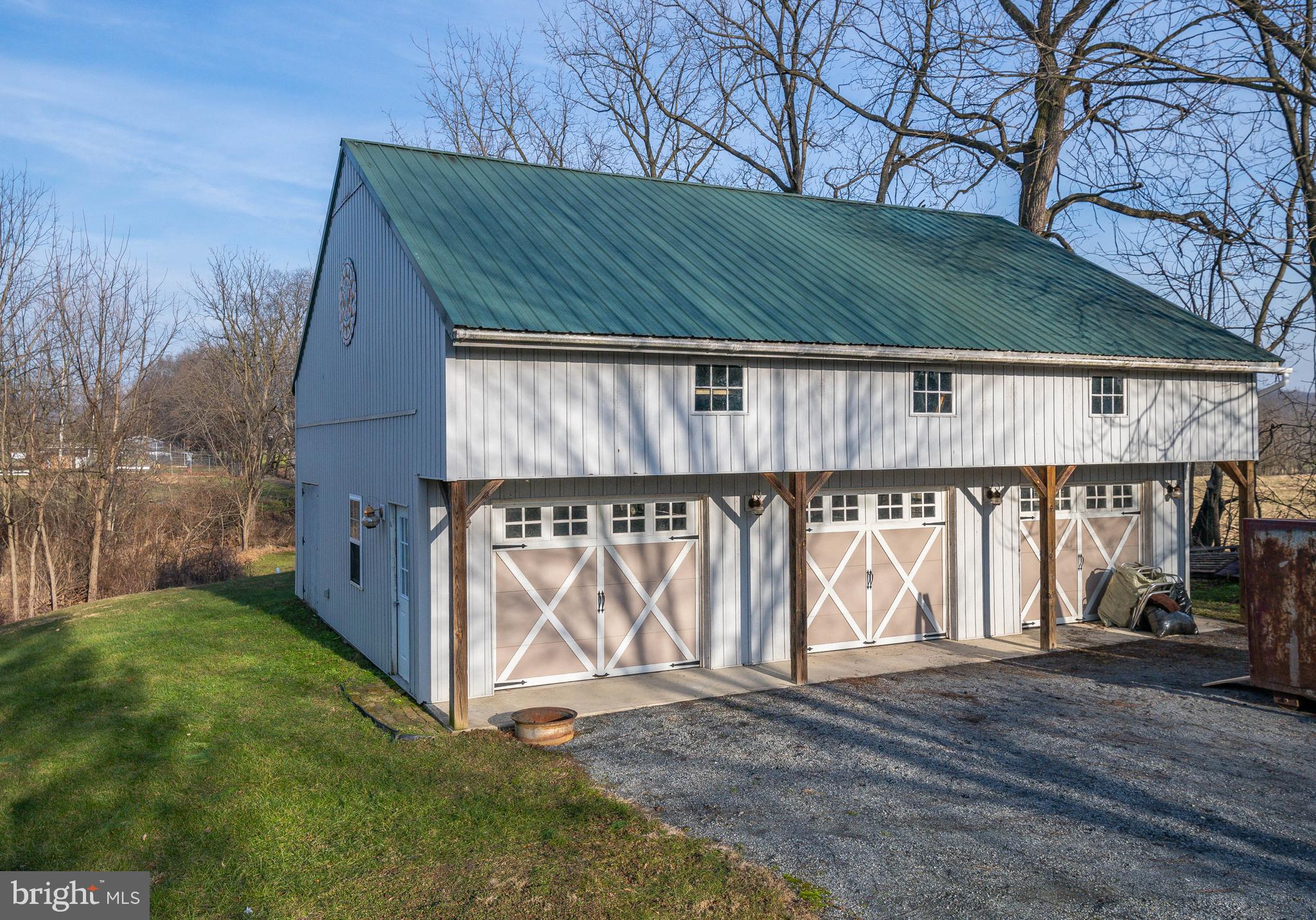321 Snyder Road Oley, PA 19547 - Photo 5 of 44 Garage