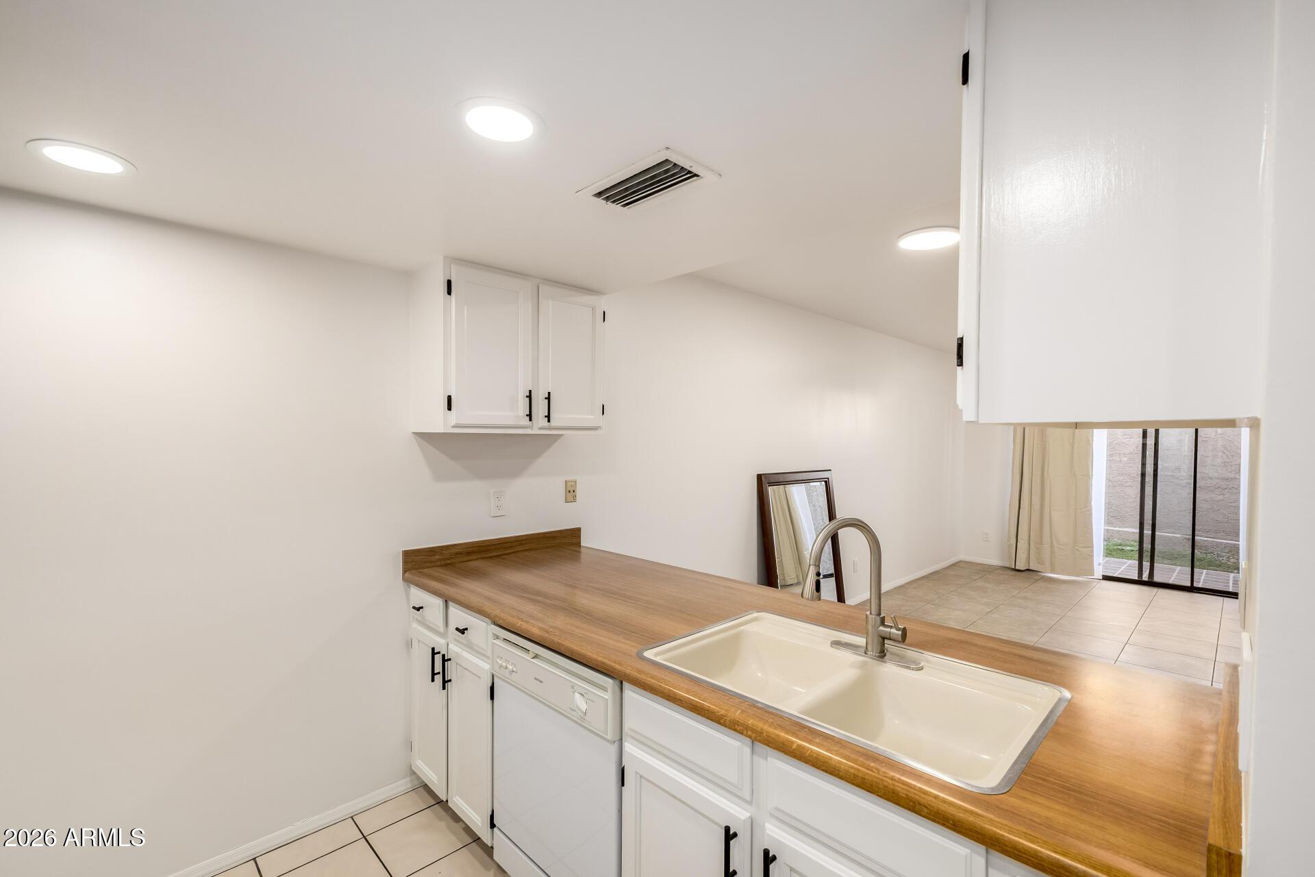 3030 North Hayden Road, Unit 13 Scottsdale, AZ 85251 - Photo 9 of 28 Photo #9