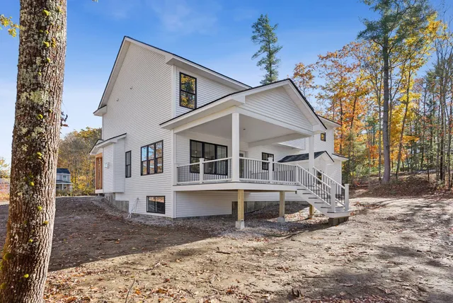 $1,075,000 | 118 Lufkin Road, North Yarmouth, ME 04097