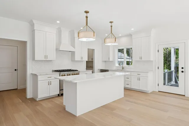 $1,075,000 | 118 Lufkin Road, North Yarmouth, ME 04097