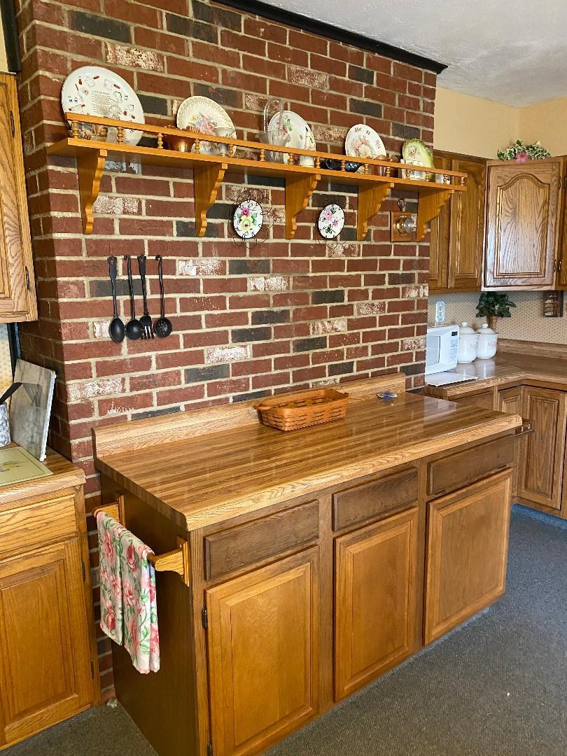 4671 East St Road Bloomfield, IN 47424 - Photo 11 of 34