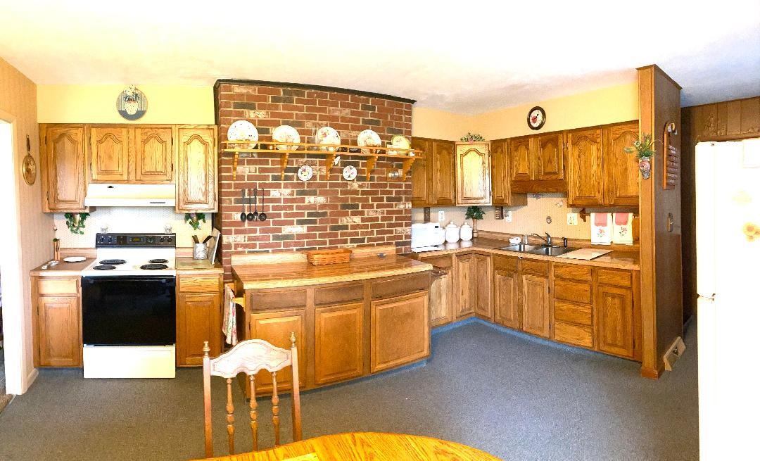 4671 East St Road Bloomfield, IN 47424 - Photo 9 of 34