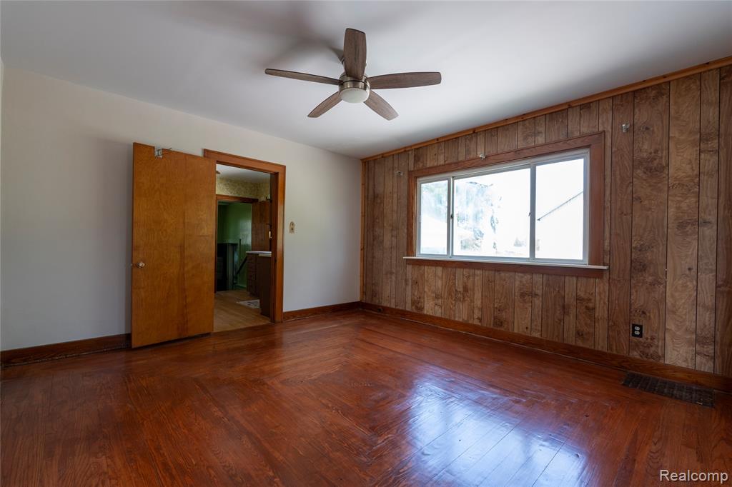 2900 South Miller Road Saginaw, MI 48609 - Photo 12 of 30