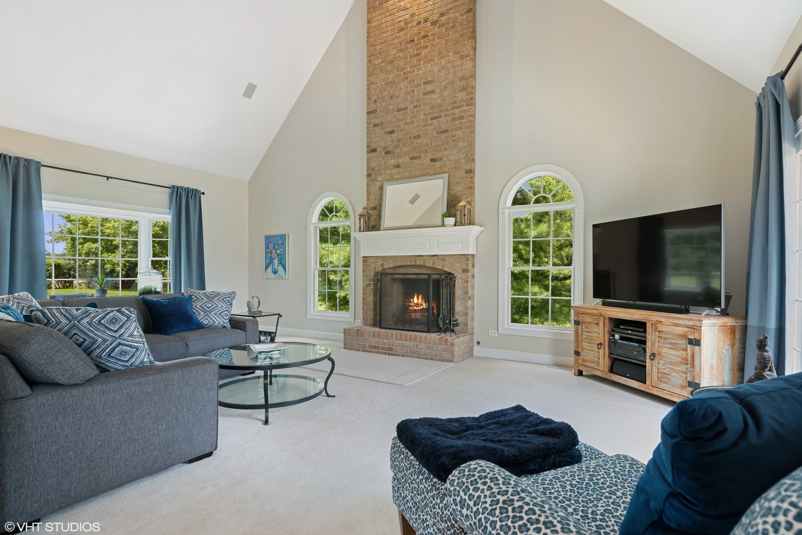 3018 Oak Ridge Road Crystal Lake, IL 60012 - Photo 8 of 24