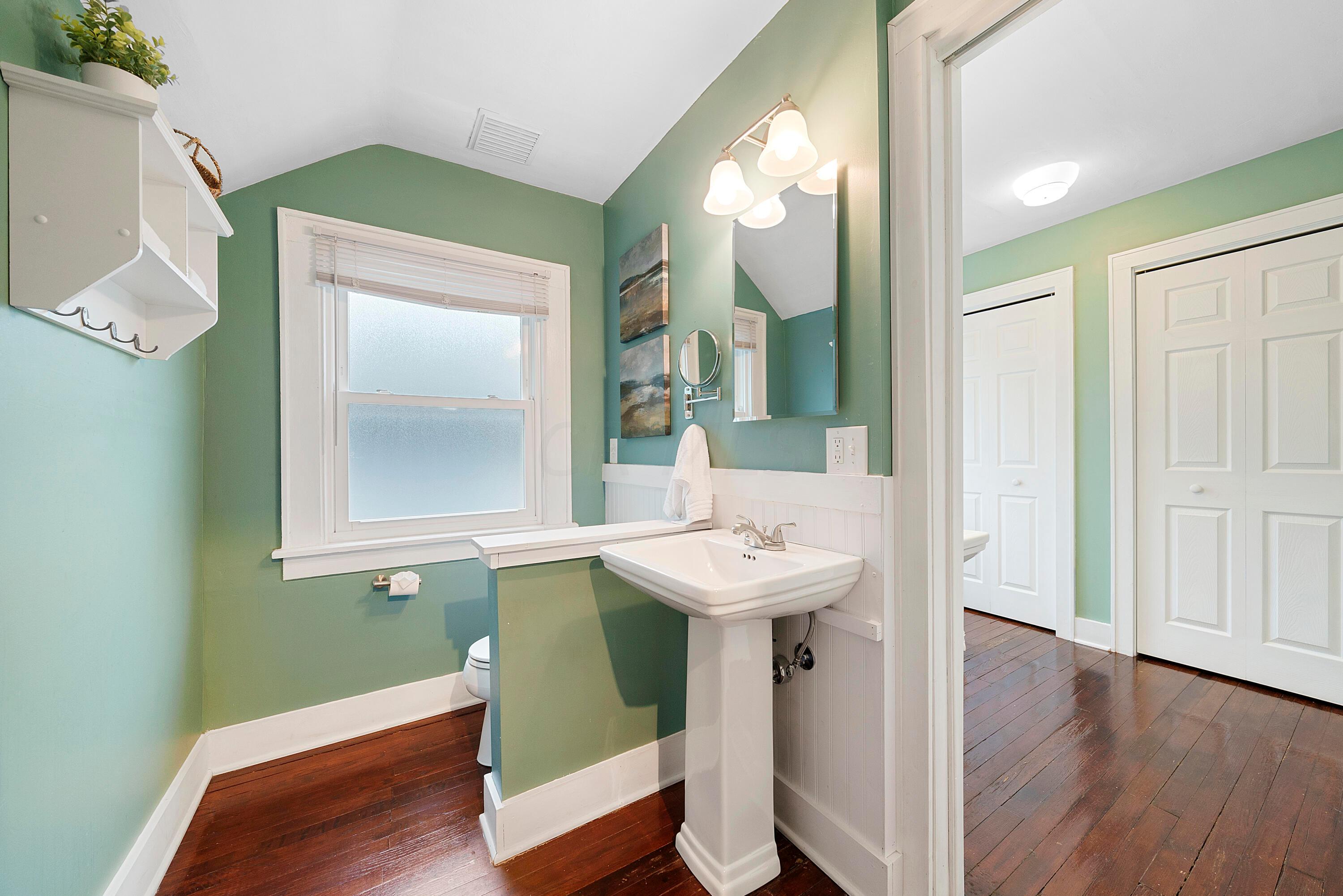 211 Brighton Road Columbus, OH 43202 - Photo 30 of 40 DSC08748