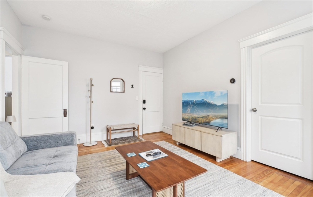 422 Chandler Street, Unit 2 Worcester, MA 01602 - Photo 2 of 11