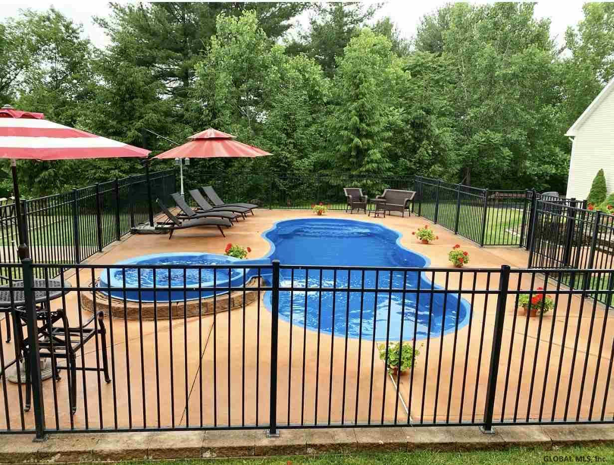 4 Heather Ridge Road Troy, NY 12180 - Photo 14 of 60 Photo 14