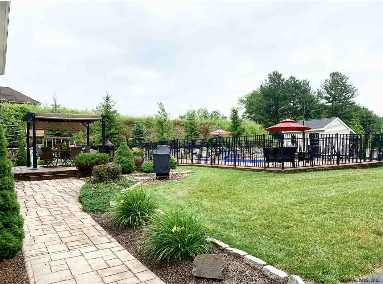 4 Heather Ridge Road Troy, NY 12180 - Photo 5 of 60 Photo 5