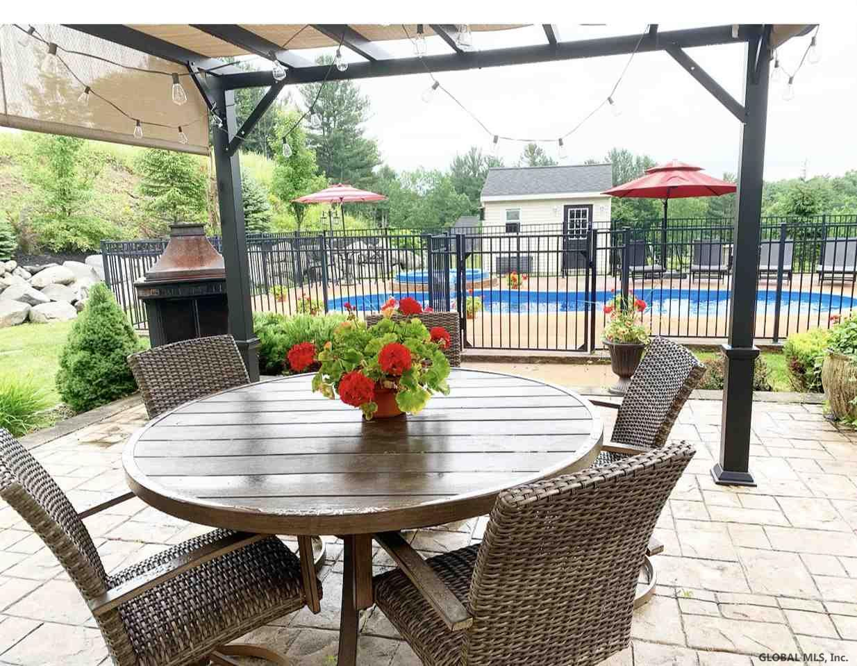 4 Heather Ridge Road Troy, NY 12180 - Photo 8 of 60 Photo 8