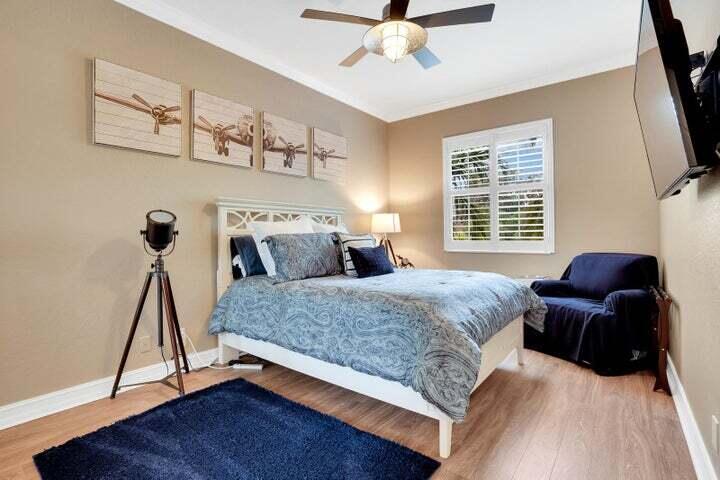 1000 North Us Highway, Unit 805 Jupiter, FL 33477 - Photo 20 of 27 Guest Bedroom