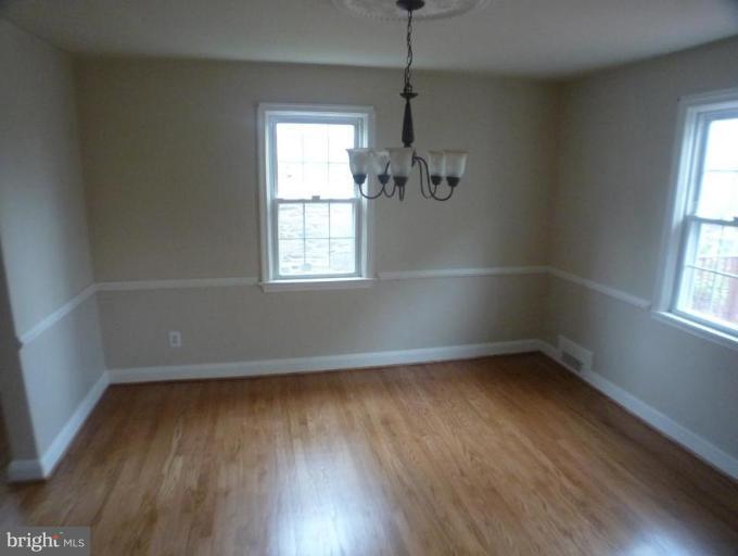 37 Tanglewood Road Catonsville, MD 21228 - Photo 12 of 26 Dining Room #2